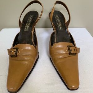 Via Spiga tan sling backs. Size 7B.